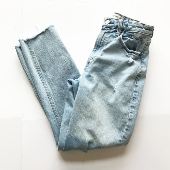 ABERCROMBIE The Mom High Rise Jeans Curve Love Light Wash Womens 24 - Picture 2 of 10